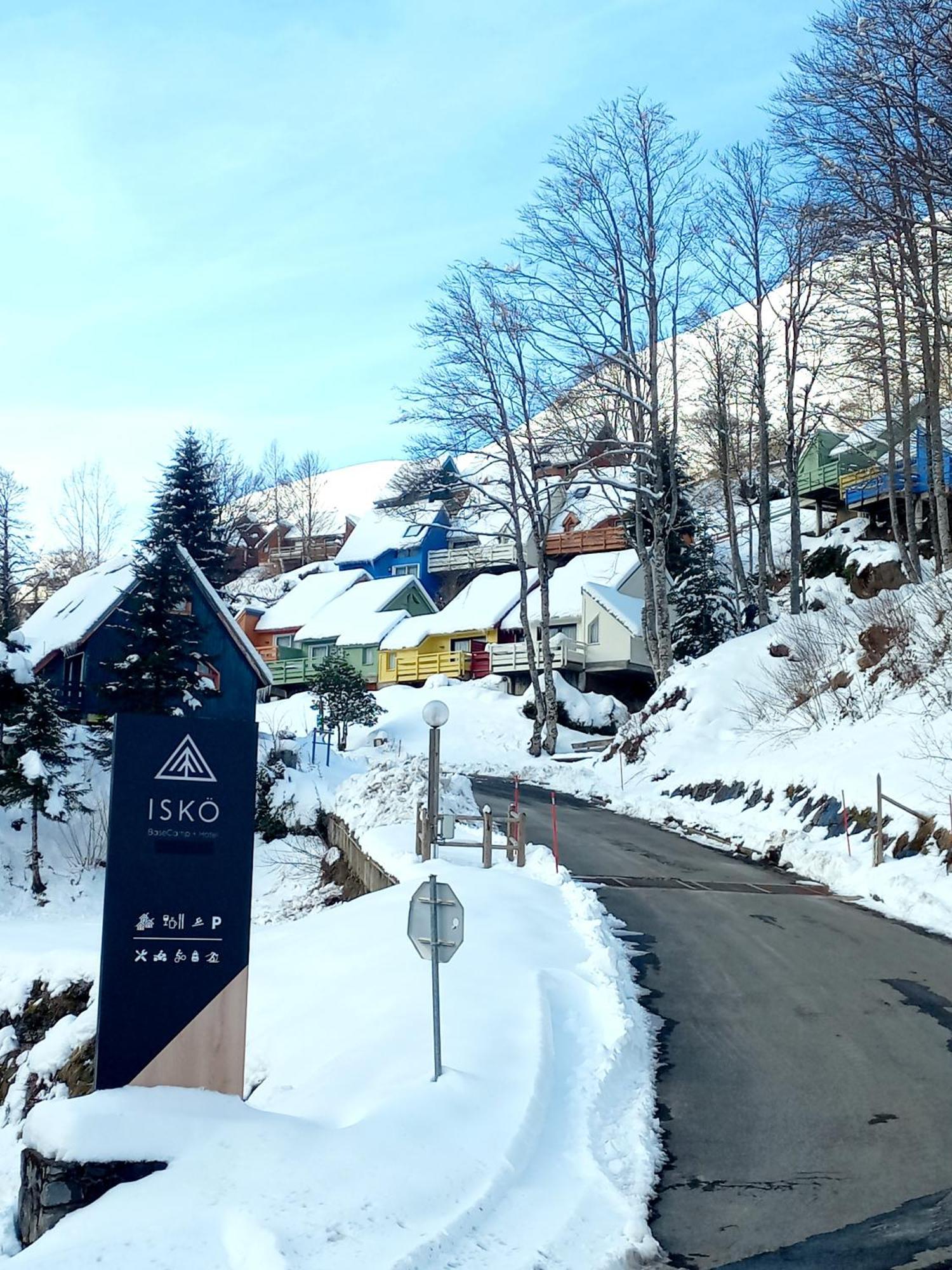 Iskoe Chalets-Hoetel, Col D'Aubisque Gourette Exterior photo